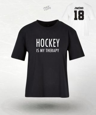 Terapie hokejem 🧘‍♀️🏒 👇🏻 Dámská oversize trika najdeš na e-shopu! WWW.PUCKLIFE-HOCKEY.COM ⚫️ BLACKFRIDAY slevy do neděle...